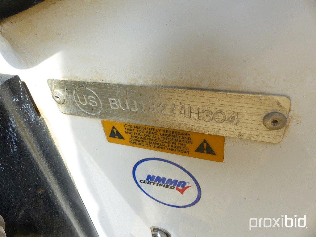 2004 18ft. Nx882 Nitro Bass Boat, Mercury Nitro 150 Xrg, Trolling Motor, Live Wells W/fold Away Tong