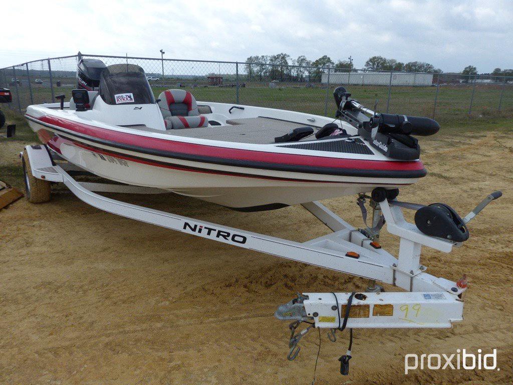 2004 18ft. Nx882 Nitro Bass Boat, Mercury Nitro 150 Xrg, Trolling Motor, Live Wells W/fold Away Tong