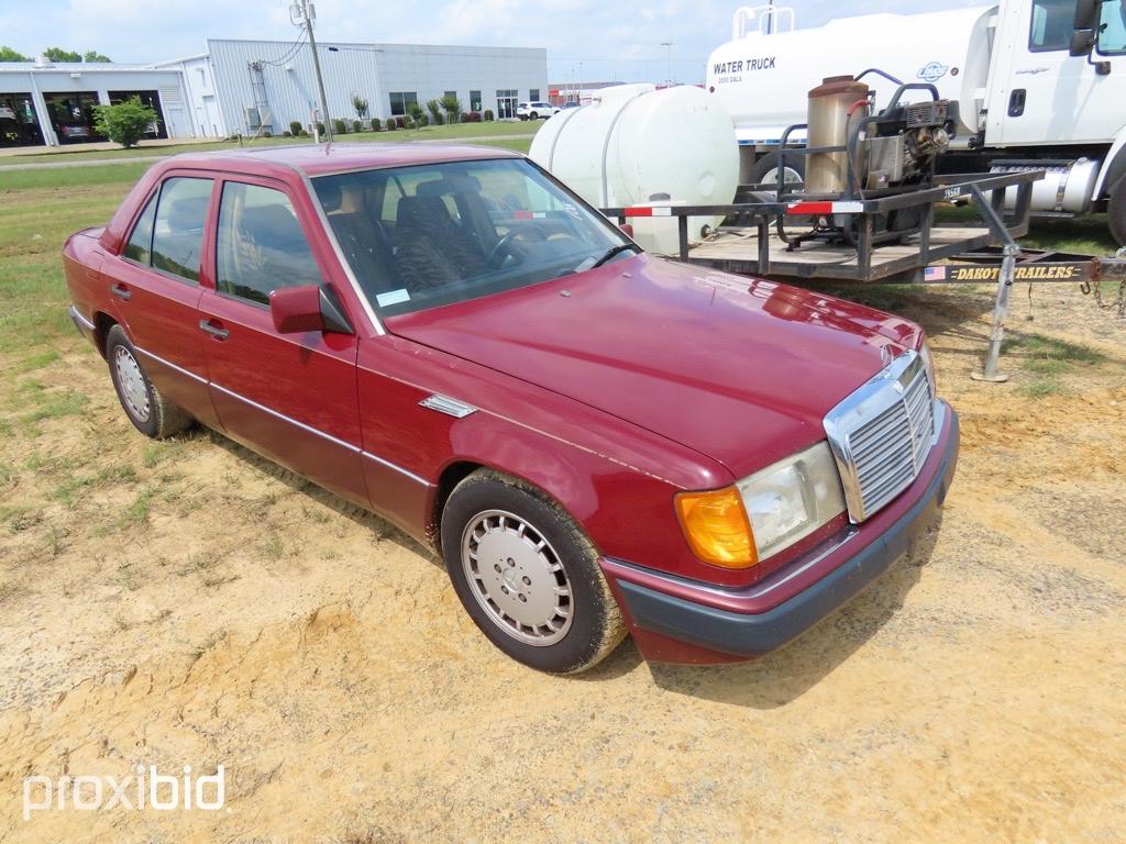 1991 Mercedes 300 E