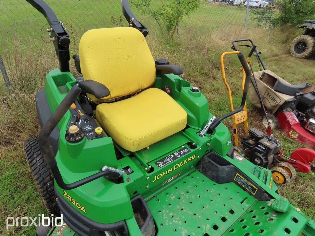 John Deere Zero Turn Mower Z830A, 27hp, Komatsu Motor, s/n TC830AP014147, hours showing 558