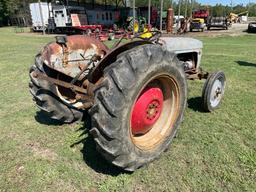 Ferguson Tractor Gas Engine, PTO, 3 Point Hitch no toplink