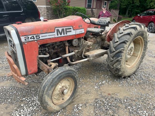 Massey Ferguson 235 Tractor Diesel Engine, 3 point, PTO