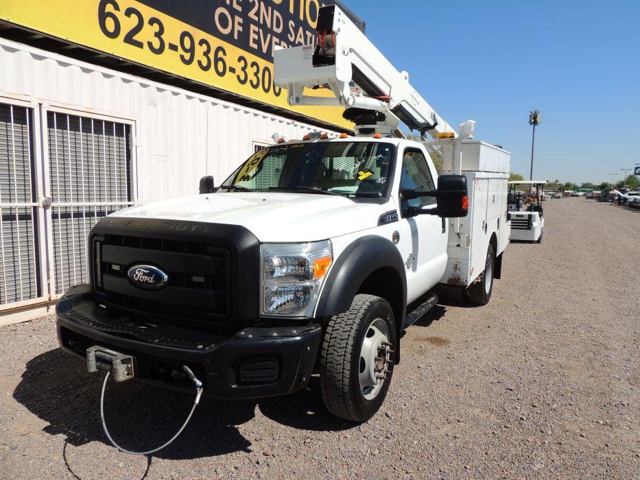 2011 Ford F550 37' Bucket Truck