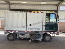 TENNANT Sentinel Ride On Sweeper