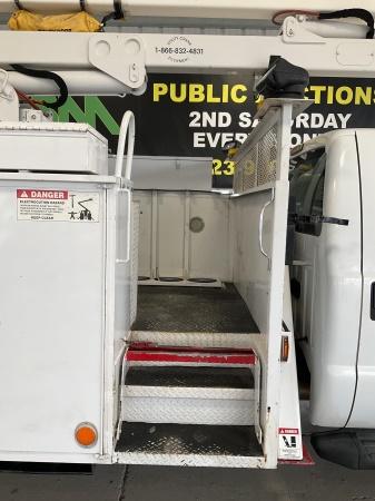 2012 Ford F-550 Super Duty Bucket Truck