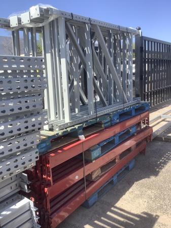 PALLET RACKING UPRIGHTS AND ARMS