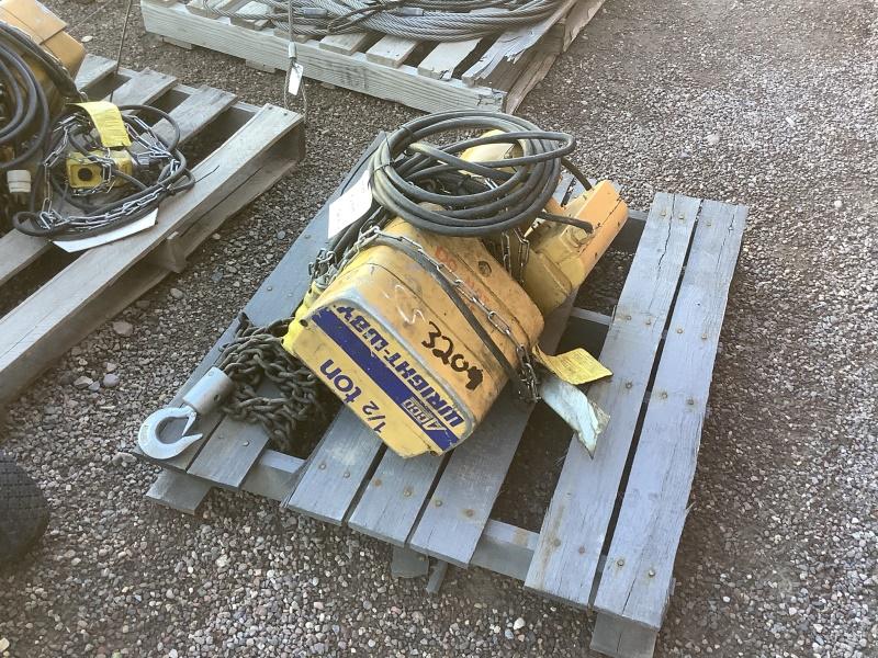 ACCO 1/2 TON WRIGHT-WAY CHAIN HOIST