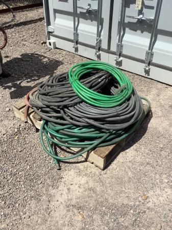 PALLET OF WATER HOSES