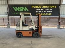 Nissan H01 Forklift