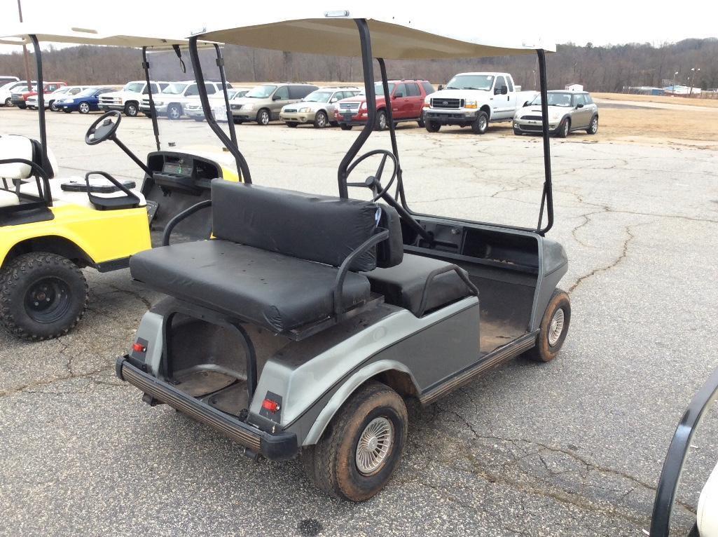 CLUB CAR 36V ELECTRICGOLF CART (REAR SEAT)