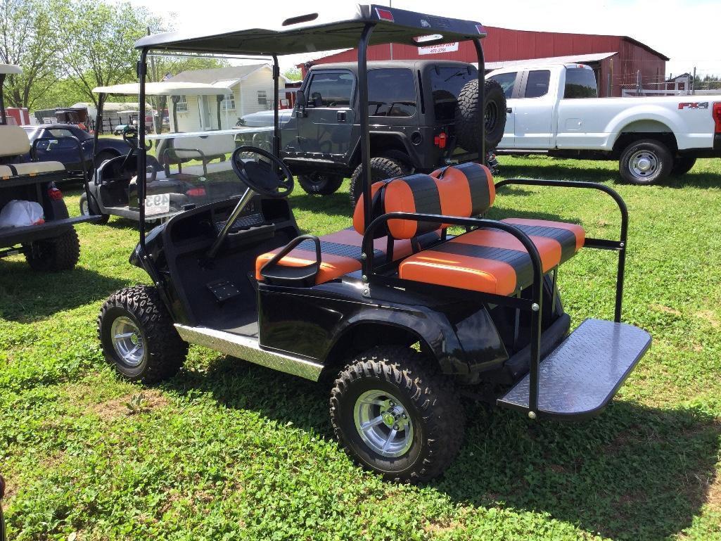 EZ-GO GOLF CART (36V W/CHARGER, GOOD DRIVING COND)