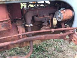 FORD 8N TRACTOR (DOES NOT RUN)