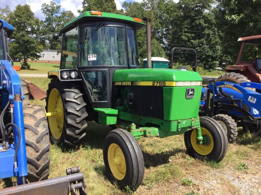 JOHN DEERE 2755 TRACTOR