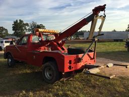 1990 FORD XLT LARIAT WRECKER (5 SPD, 7.3L DIESEL, HYD BOOM W/ WHEEL LIFT (VIN-2FDLF47M0LCA76323,