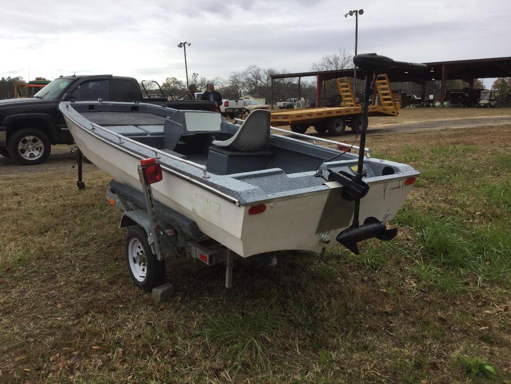 1987 GLASSCRAFT 15' BOAT (W/ MINNKOTA, HULL ID # GCR00255D787, TROLLING MOT