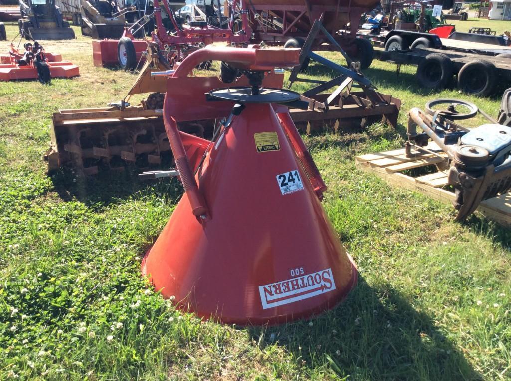 "New Fertilizer Spreader 500lbs