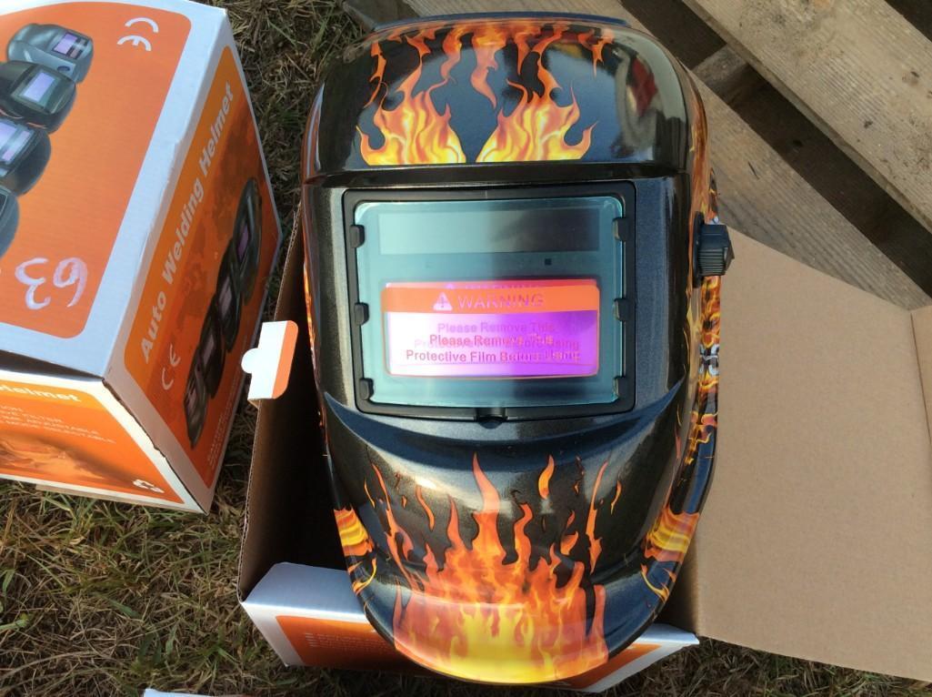 WELDING HELMET (NEW)