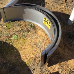 (4) 32" TRAILER FENDERS