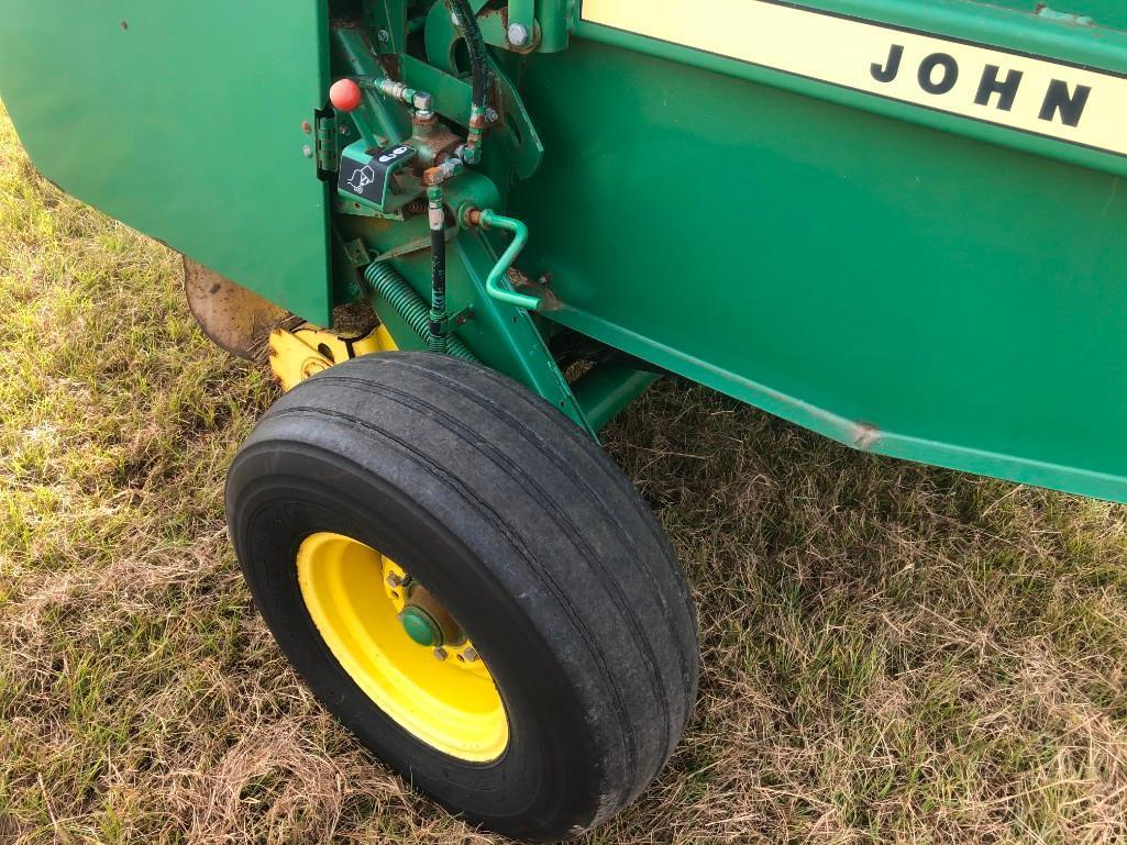 JOHN DEERE 430 ROUND HAY BALER