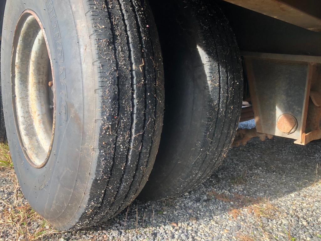 1989 FREUHAUF SLANT DECK LOWBOY TRAILER