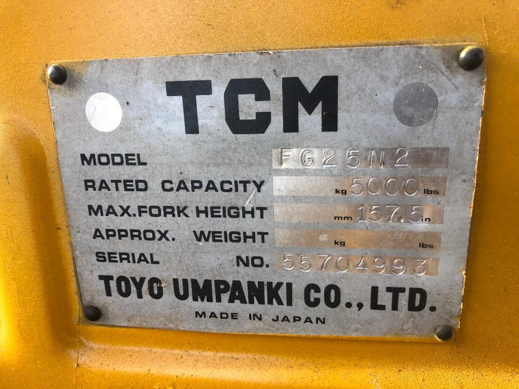 TCM FG25N2 FORKLIFT