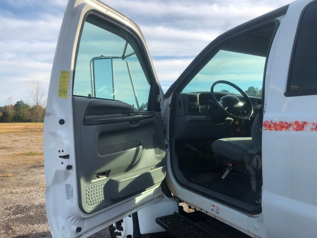 2007 FORD F750 XLT SUPER DUTY SERVICE TRUCK