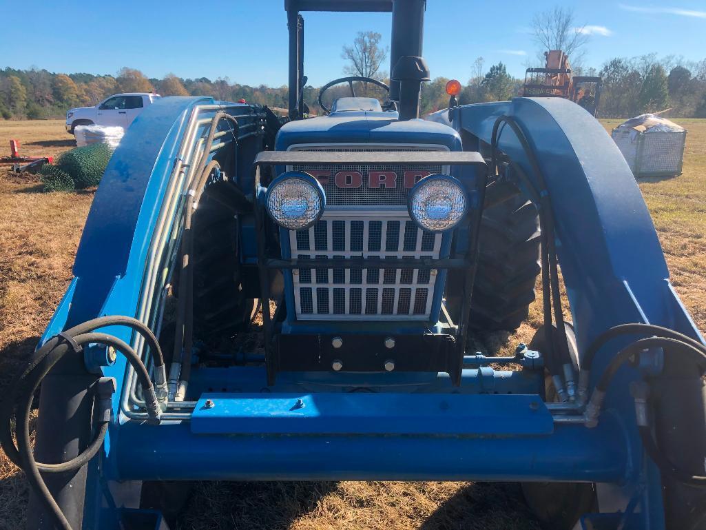 FORD 5000 TRACTOR W/ LOADER