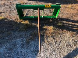 HAY SPEAR (FITS JOHN DEERE LOADER)