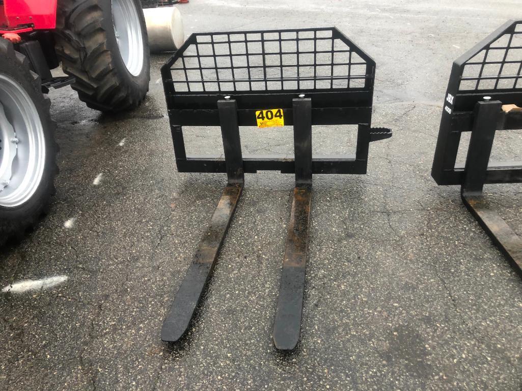 JBX SKID STEER FORK SET 48" **SELLING ABSOLUTE**