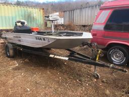 SPECTRUM ALUMINUM BASS BOAT