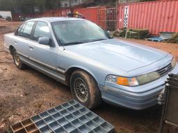 1994 FORD CROWN VICTORIA