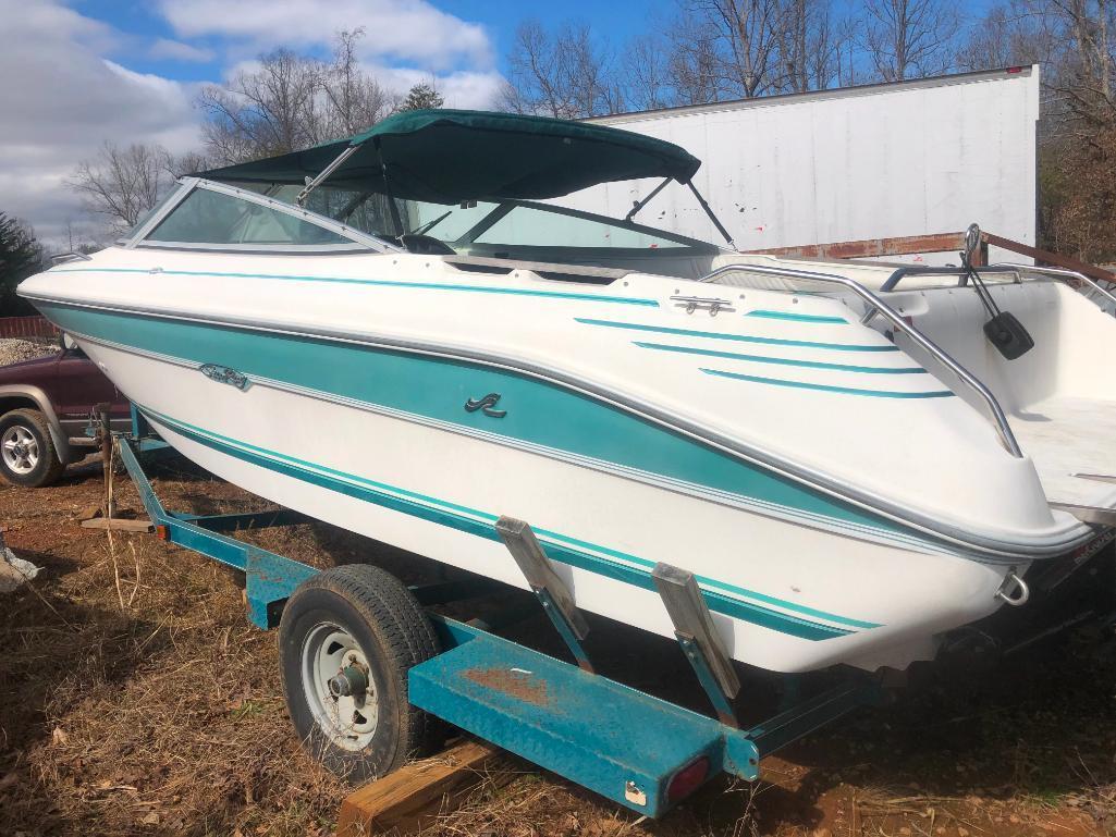 SEA RAY 200 SKI BOAT