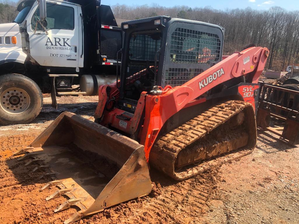 KUBOTA SVL 90-2 SKID STEER LOADER