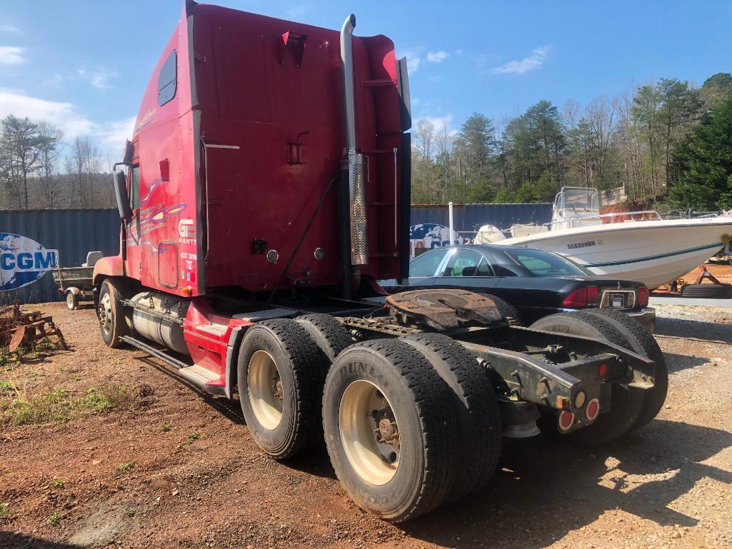 **INOP** 2007 FREIGHTLINER ROAD TRACTOR W/ SLEEPER