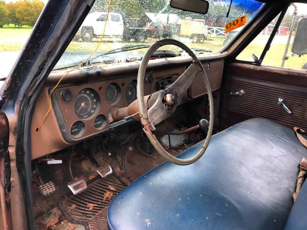 1969 GMC C30 DUMP TRK *RUNNING CONDITION UNKNOWN*