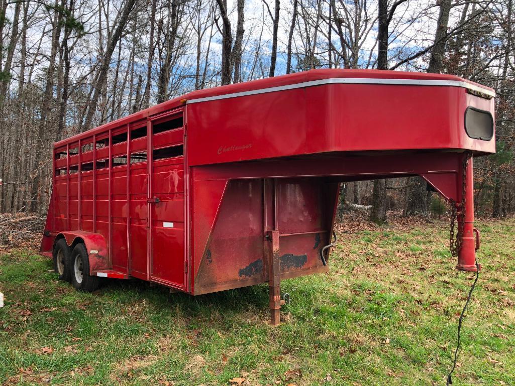 1999 16 FT GOOSENECK STOCK TRAILER