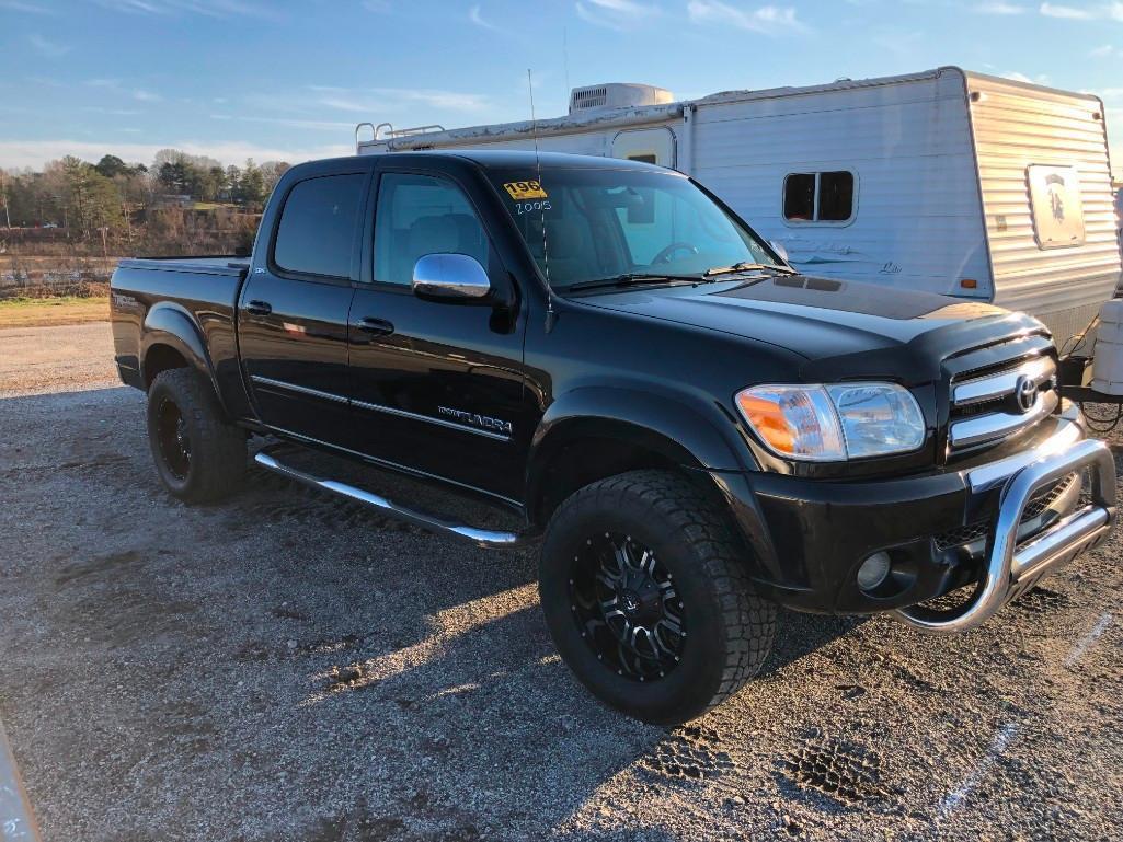 2005 TOYOTA TUNDRA SR5 PICKUP TRUCK