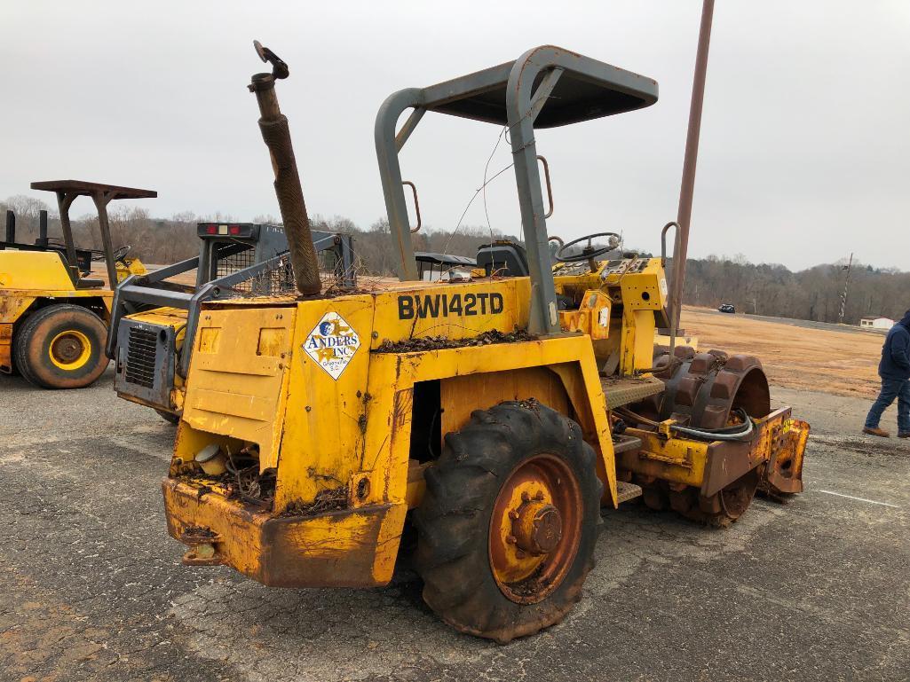 BOMAG VIBRATORY ROLLER **INOP**