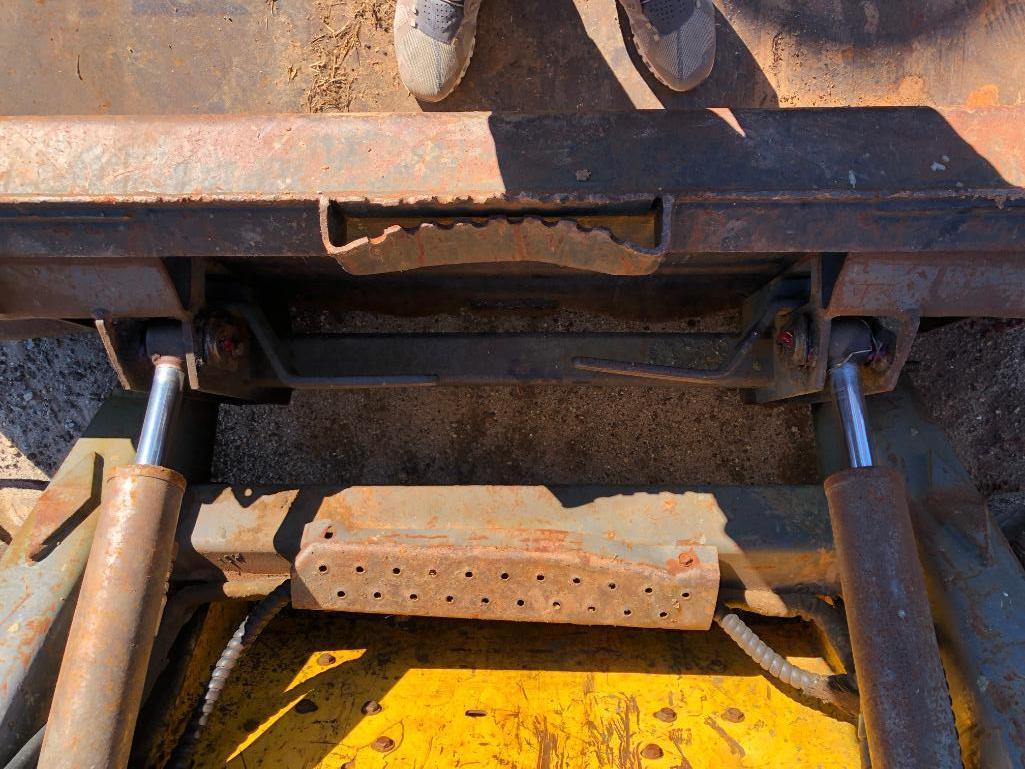 NEW HOLLAND LS 170 TURBO SKIDSTEER