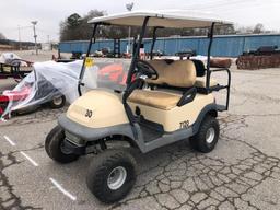 2004 CLUB CAR GAS GOLF CART **DOES NOT RUN**