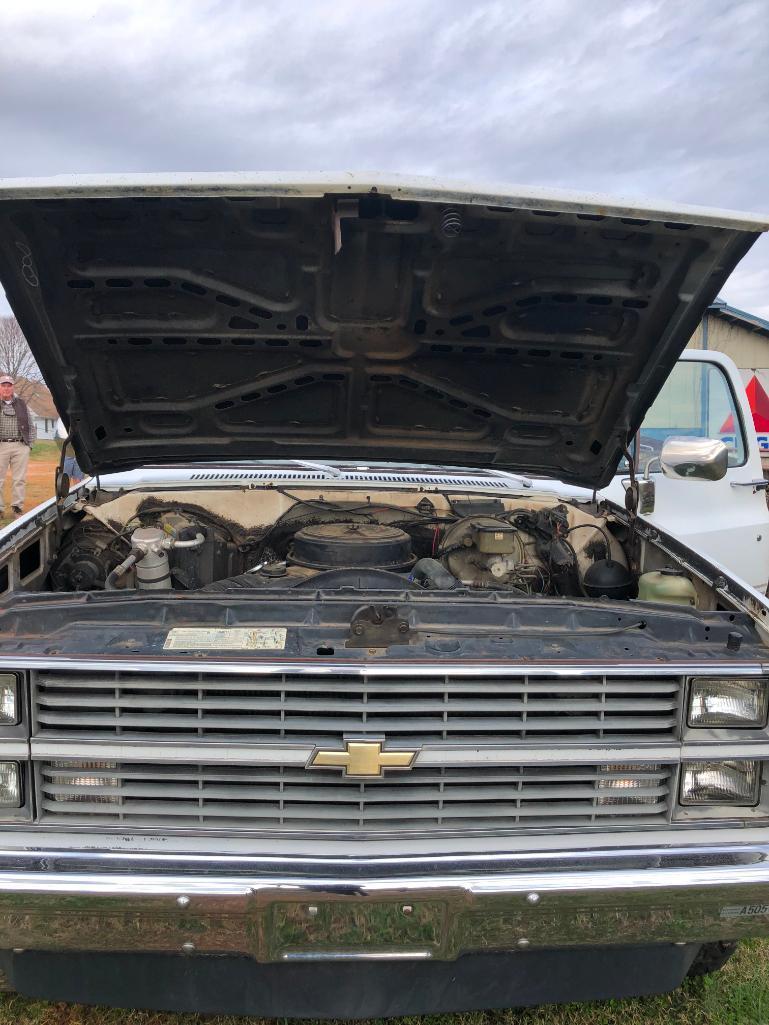 1984 CHEVROLET SCOTTSDALE 10 PICKUP