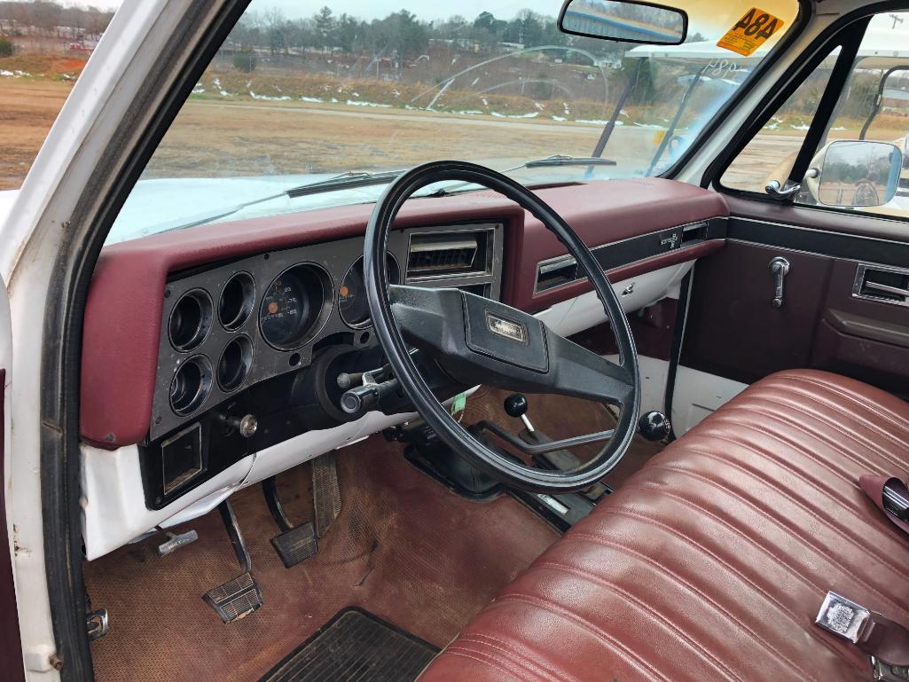 1984 CHEVROLET SCOTTSDALE 10 PICKUP