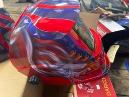 UNUSED AUTO DARKENING WELDING HELMET