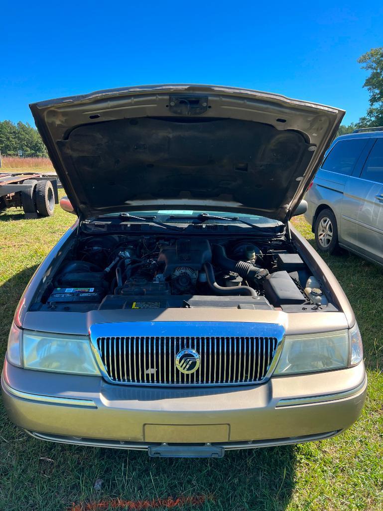 2003 MERCURY GRAND MARQUIS GS