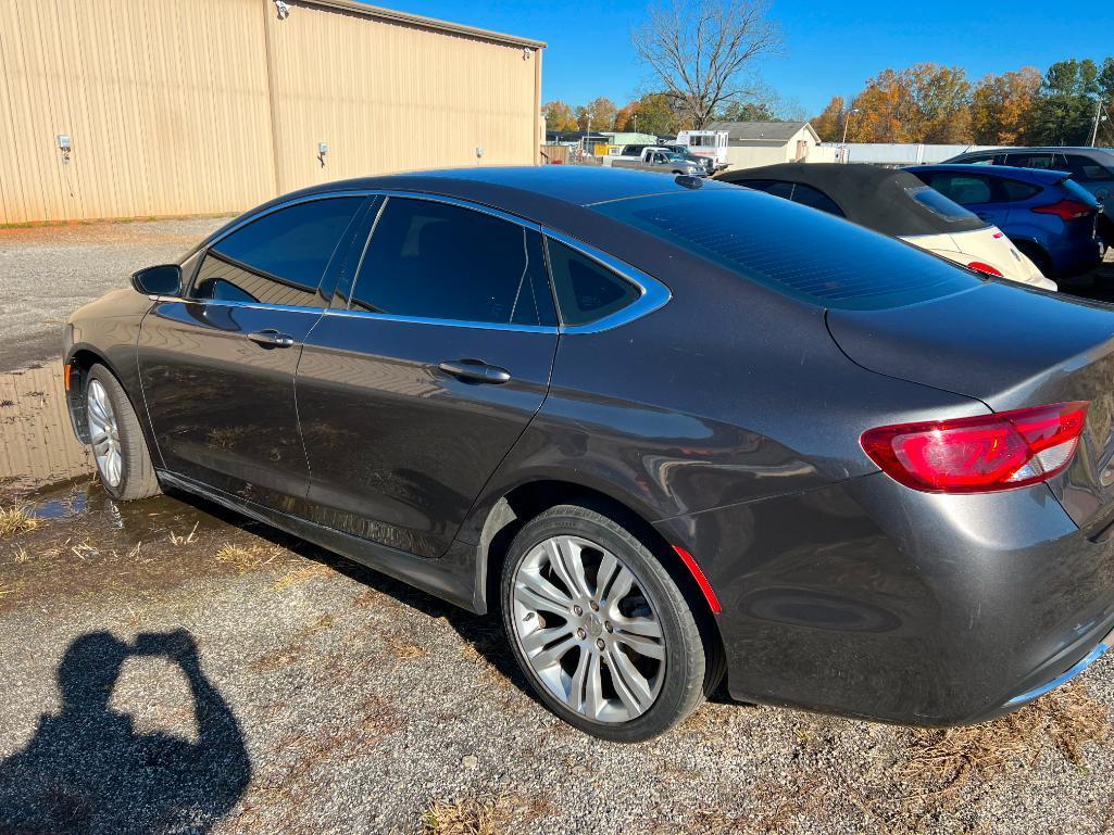 2016 CHRYSLER 200