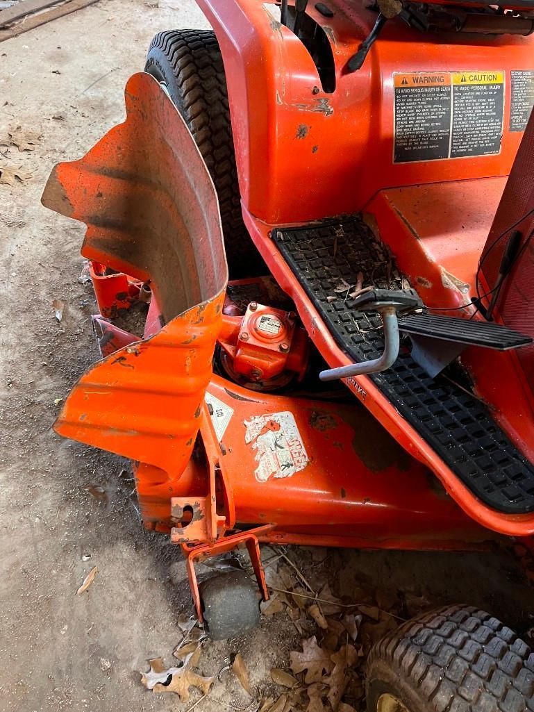 KUBOTA G1800 RIDING MOWER **SELLING ABSOLUTE**