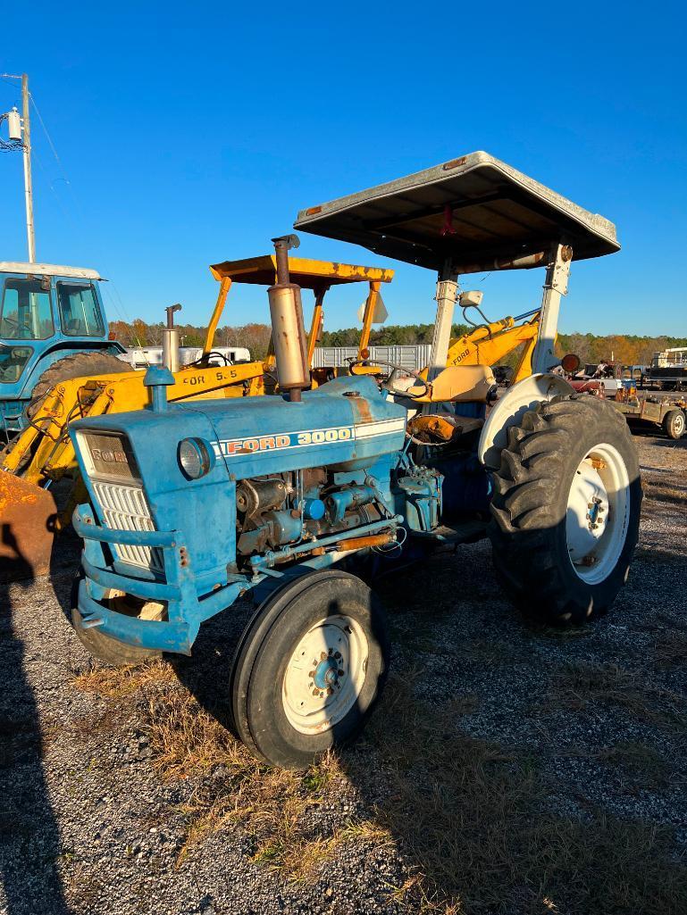 FORD 3000 TRACTOR