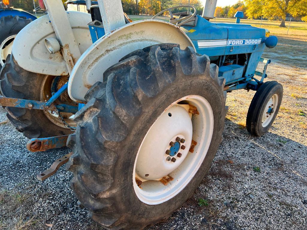 FORD 3000 TRACTOR