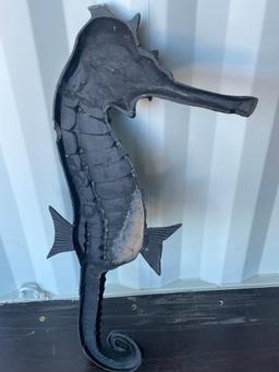 SEA HORSE WALL ART (CAST ALUMINUM)