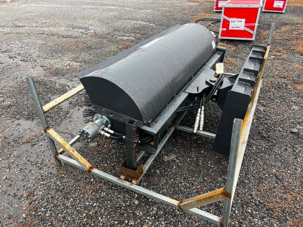 UNUSED 6' HYDRAULIC SKID STEER SWEEPER